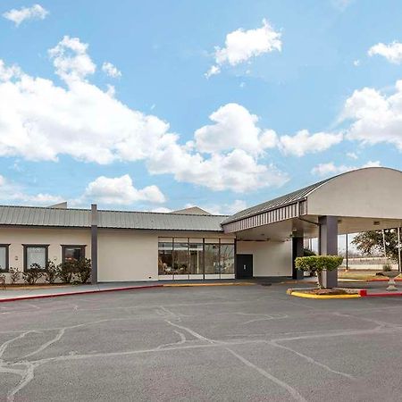 Suburban Studios Gainesville Exteriér fotografie